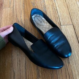 Birdies Black Flats Minimalist Slip-On Loafers